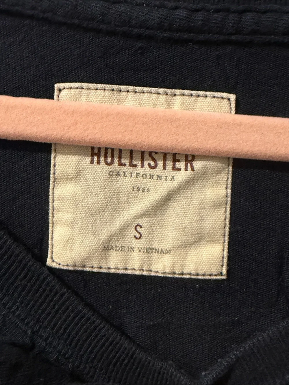 Hollister Navy Ruffle Front Top #y2k - Picture 3 of 4